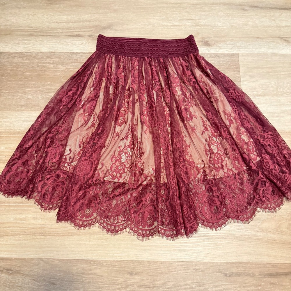 Rue21 Medium Midi Skirt Burgundy Scalloped Lace Layered Smocked Boho Festival